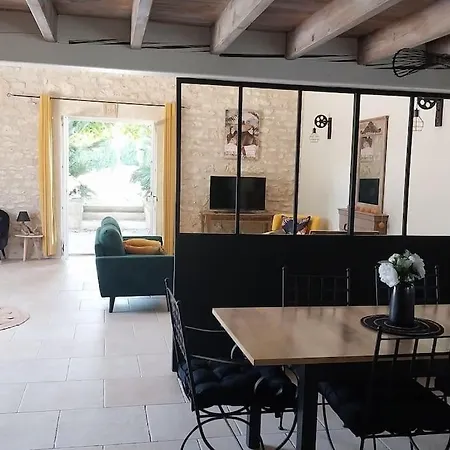 Nyaraló Le Clos De Fanny - Belle Longere Charentaise