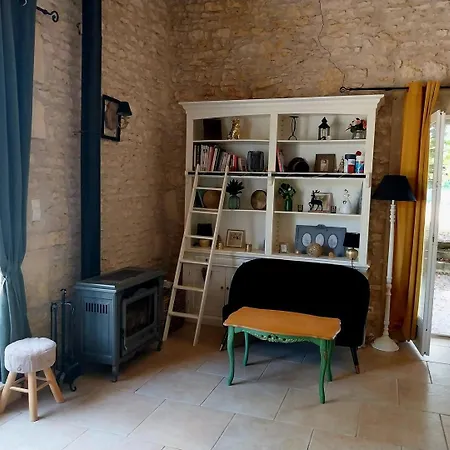 Holiday home Le Clos De Fanny - Belle Longere Charentaise *