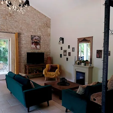 Le Clos De Fanny - Belle Longere Charentaise Holiday home *